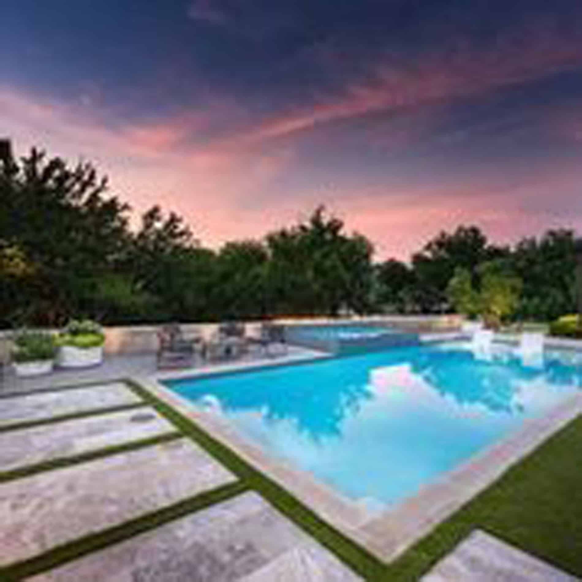 dallas luxury pool